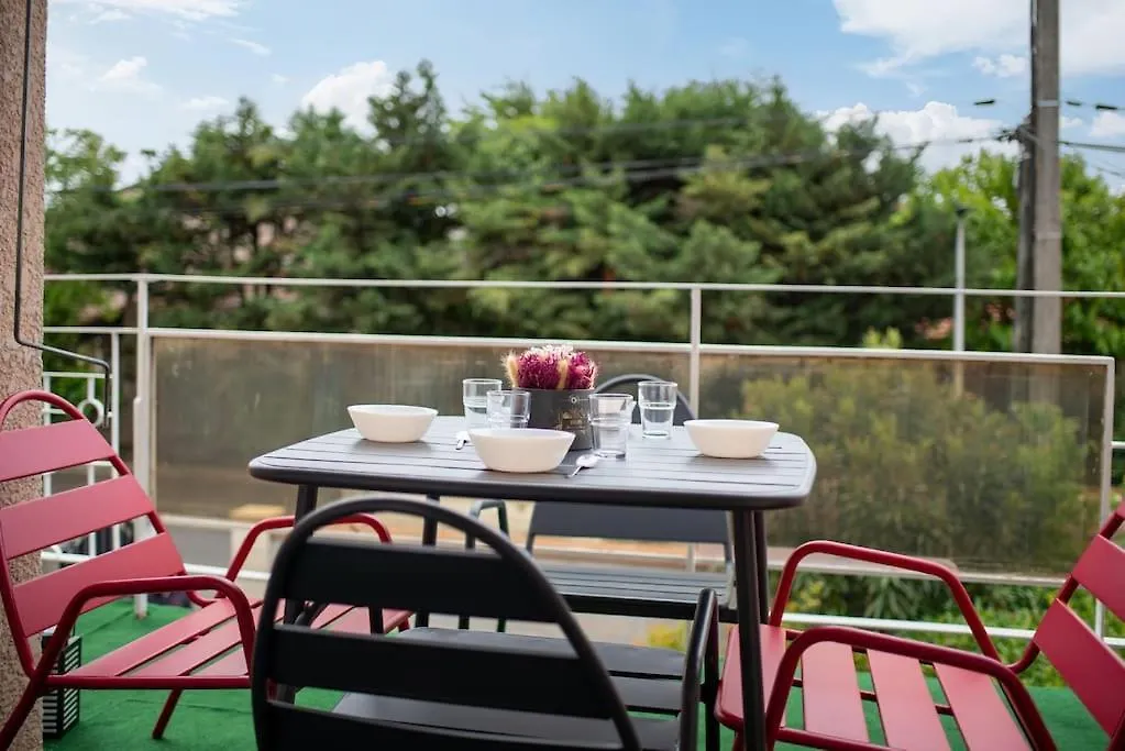 Апартаменты L'Elegance Urbaine-Clim-Parking Gratuit Dans Rue Тулуза 0*,  Франция